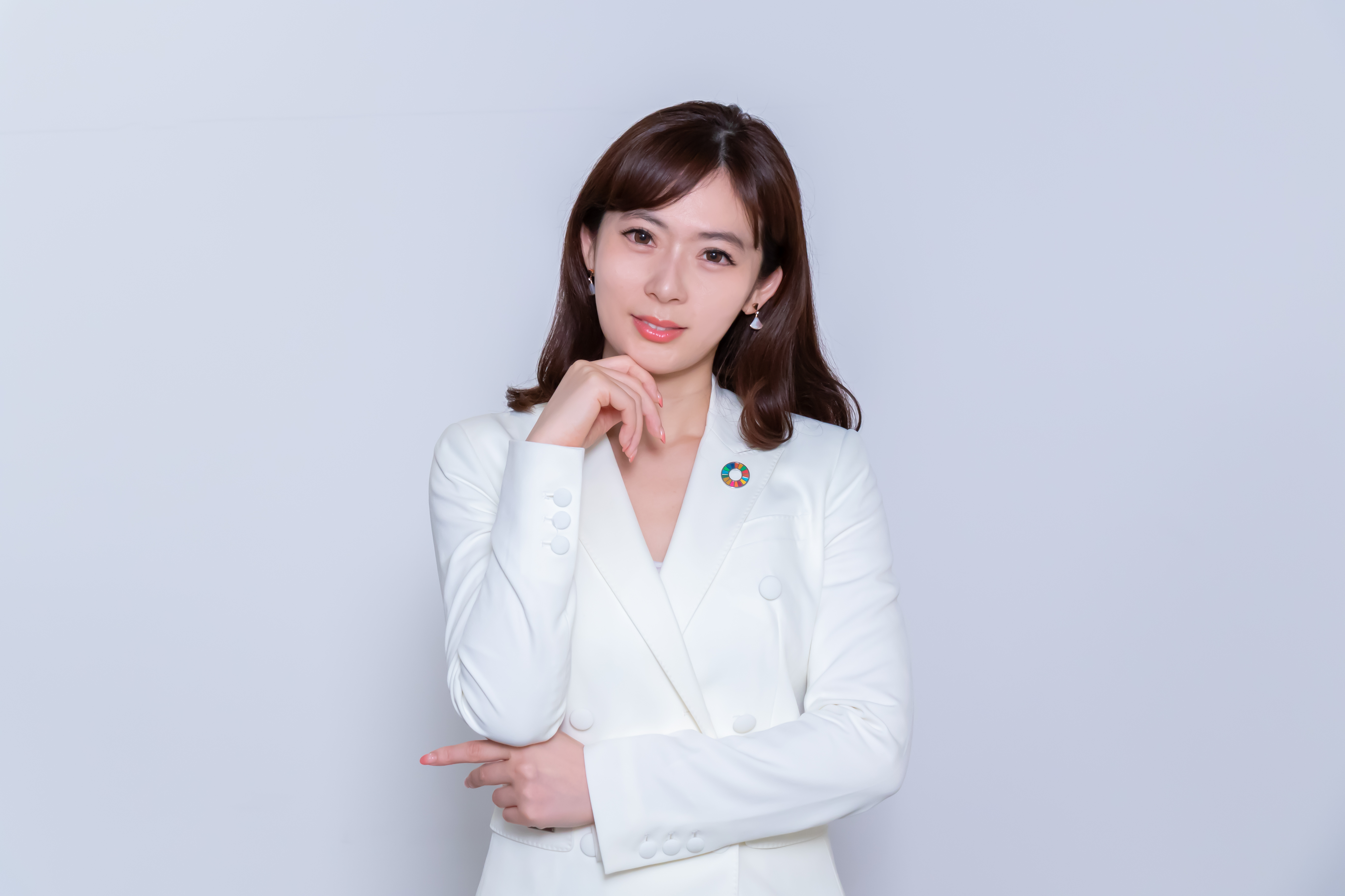 馬渕磨理子のメディア出演風景 - テレビ番組での経済解説